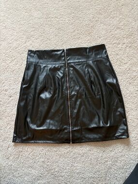 SHEIN Black Faux Leather Zip-Front High Waist Mini Skirt